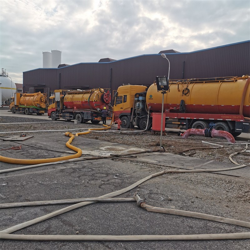 雷波污水池清理