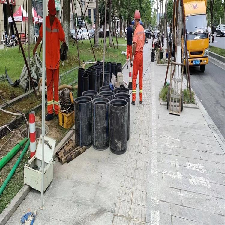 雷波管道短管置换修复