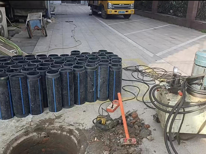 雷波PE置换管厂家 DN315置换管 非开挖管短管置换